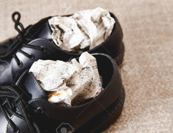 젖은 신발 신문지 꿀팁