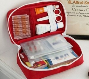 여행 응급약품 구급상자 이미지