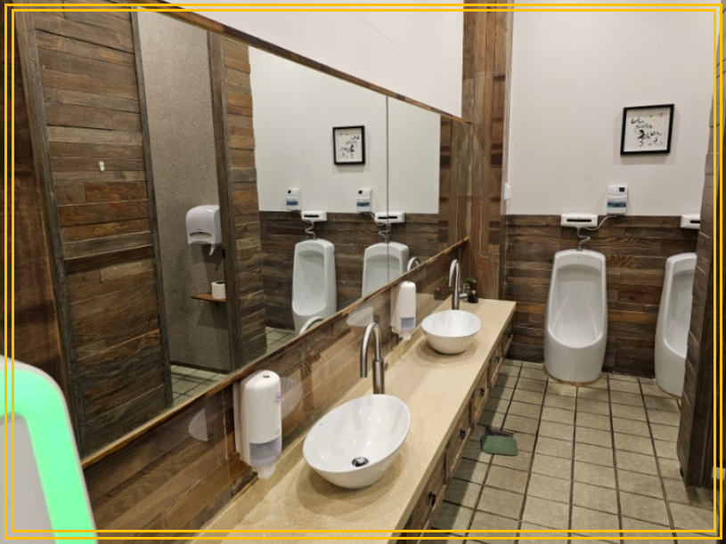 깨끗하 식당 화장실