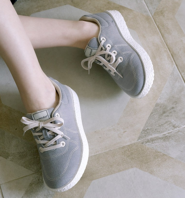 르무통 운동화 착용샷