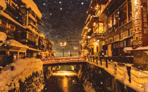 Read more about the article 일본 겨울 여행 완벽 가이드: 홋카이도 눈 축제부터 온천까지