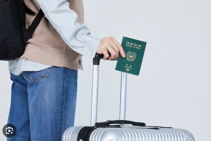 You are currently viewing 해외여행 준비물 완벽 체크리스트｜출국 전 꼭 챙겨야 할 필수·상황별 준비물 총정리