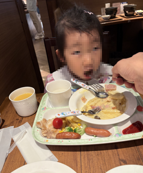 아이와 오사카 여행-난바 파크스 함바그집